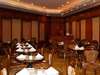 Dhow Palace Hotel 